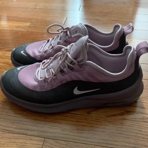 Nike Air Sneakers